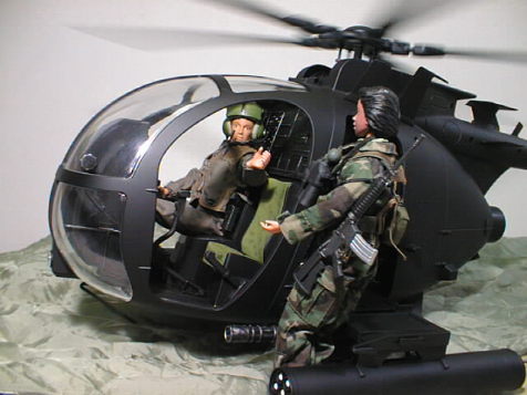21st CENTURY TOYS AH-6ヘリコプター